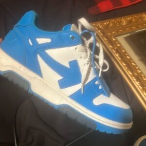 Off-white blue